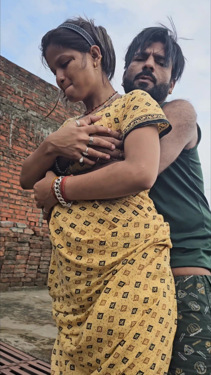 Aalox: Pasangan Cinta Kampung Desi India Bahagian 2