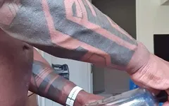 He estado bombeando mi coxk por las últimas 2 semanas Dos veces a la semana, creo que parece más grande, ¿qué crees?