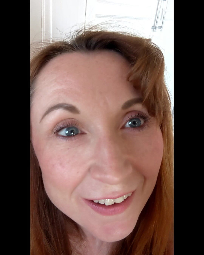 Lily kink: 거대한 꼬임 : 작은 한심한 퍼브가 잡히다