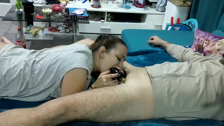 fantasycouplexxx: Ho ingabbiato il mio cazzo e lo ho fatto venire...