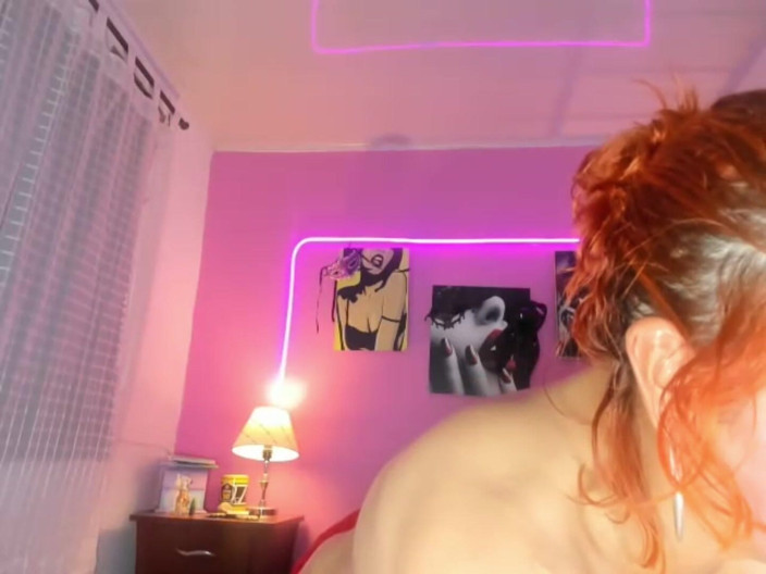 Niki Fox: Degustându-mi sperma, mingea în cur și penetrare dublă cu jucării! extra obraznică