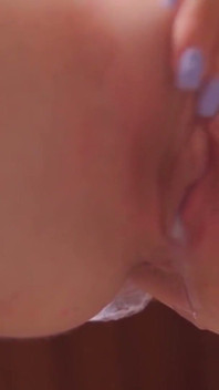 Memek Creampie Besar Pembantu Terangsang