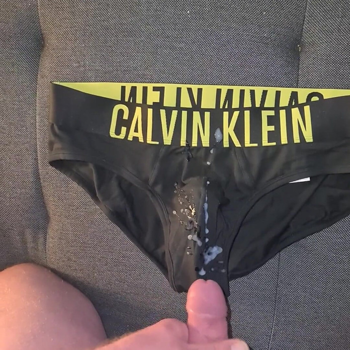 CumShorts: İç çamaşırı boşalması