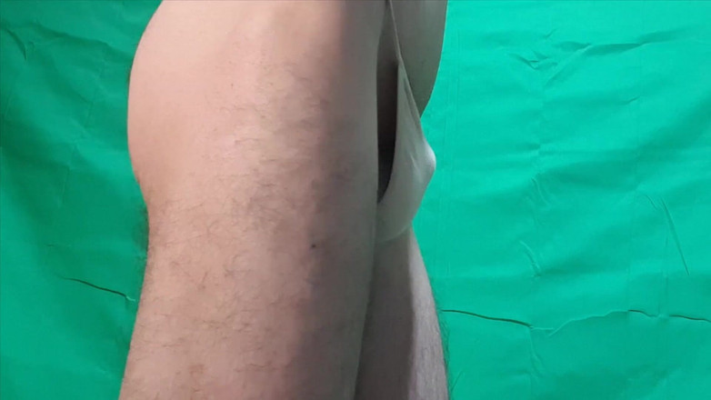 HeIsSooThin: Perizoma color pelle prova