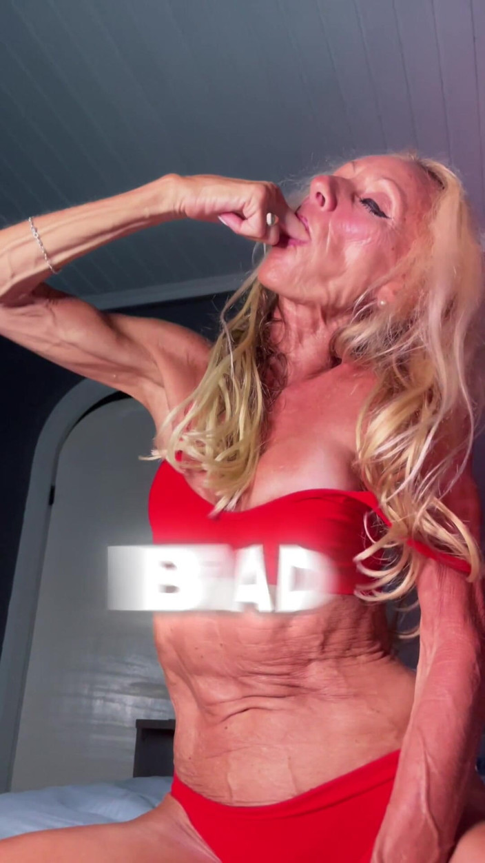Sienna Diamond: Vergeef Me Vader, Want Ik Heb Gezondigd, Mama Is Een...