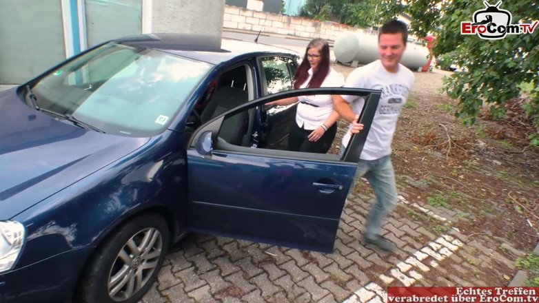 EroCom: Tlustá děvka s tlustým zadkem a brýlemi svádí cizince k...