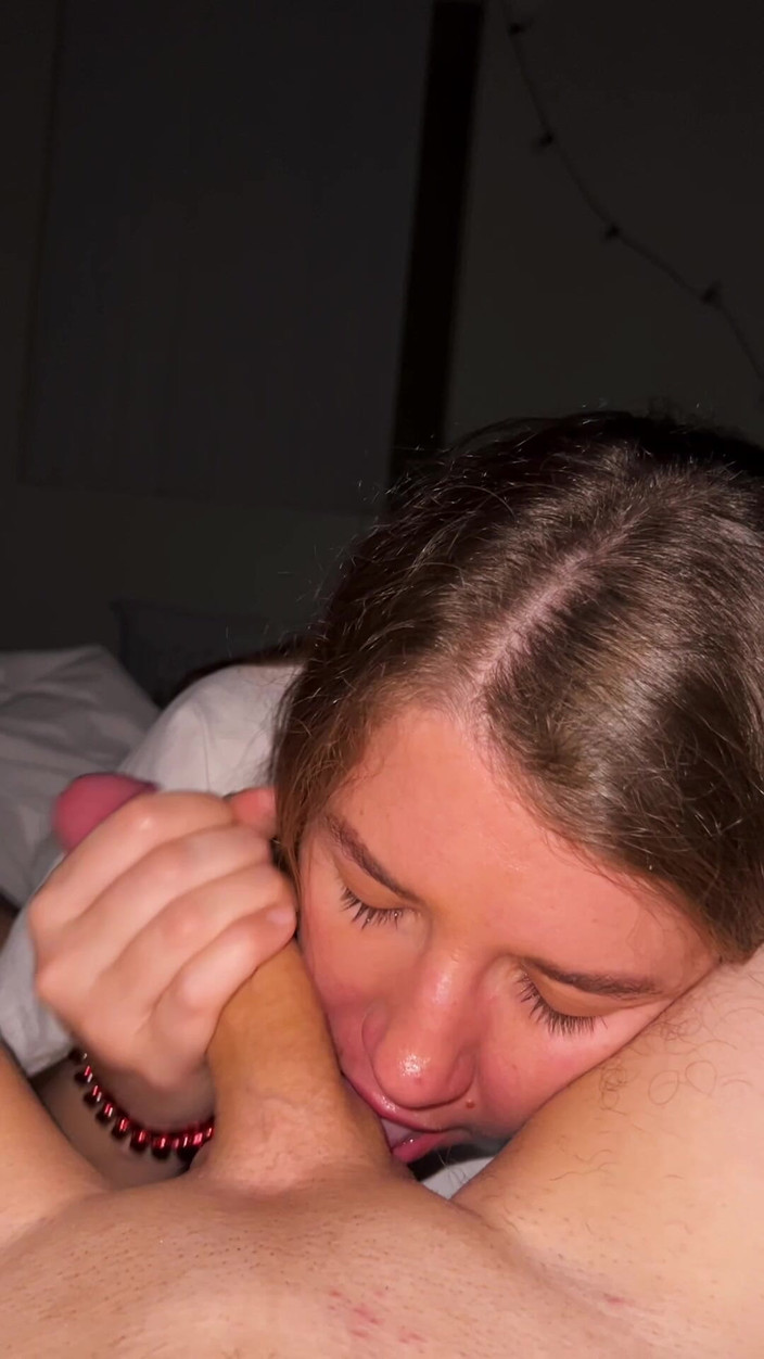 Addy Broke: 내 가장 친한 친구를 위한 인정사정 많은 딥쓰롯