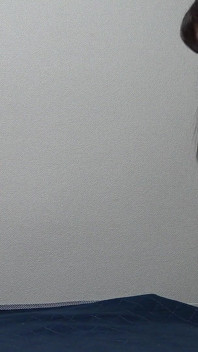 Sadece Japon kızların dairesi, sütyensiz önlük tarzı öğrenci üniformaları, mini etekler, tanga külot, sevimli kızın seksi oda temizliği