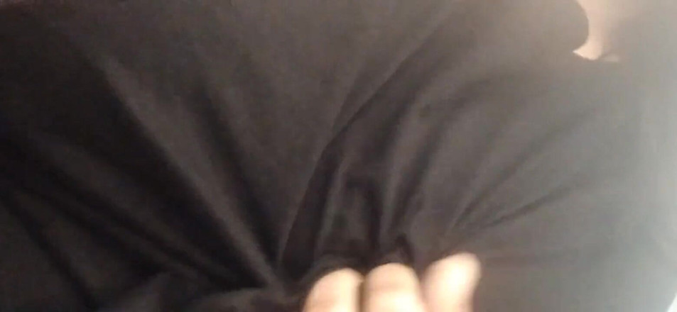 Aria Mia: Cuando pobre chica super caliente hindi