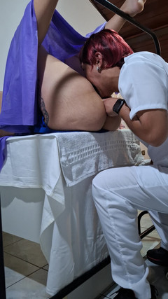 Gabi SweetCouplesStories: 환자의 오르가즘과 의사의 사정으로 부인과 시험이 끝납니다.