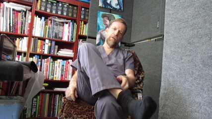 Hairyartist: Hairyartist heteroseksüel dönüşüm terapisi seansı sunuyor 3