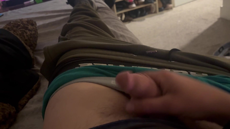 Longdong 69: Jerking off