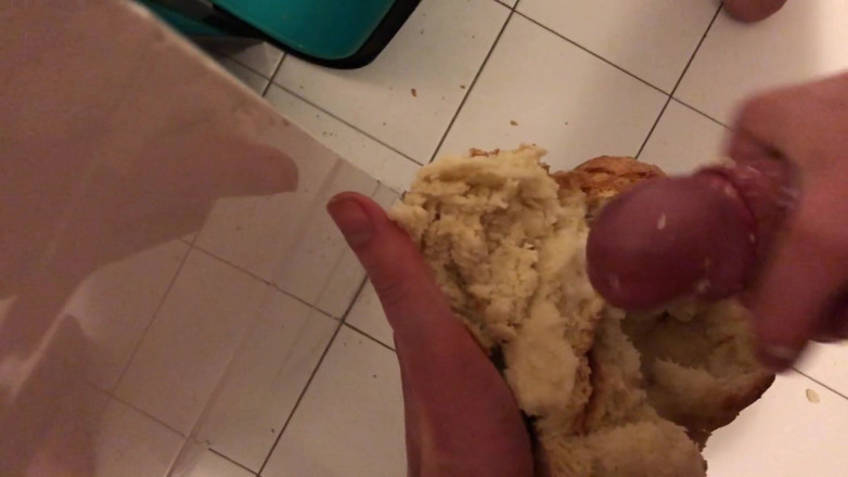 Francesco Spinozzi: šukání chleba s mrdkou