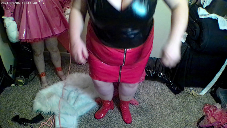 MistressMandslave: Rosa vinyl-sissy