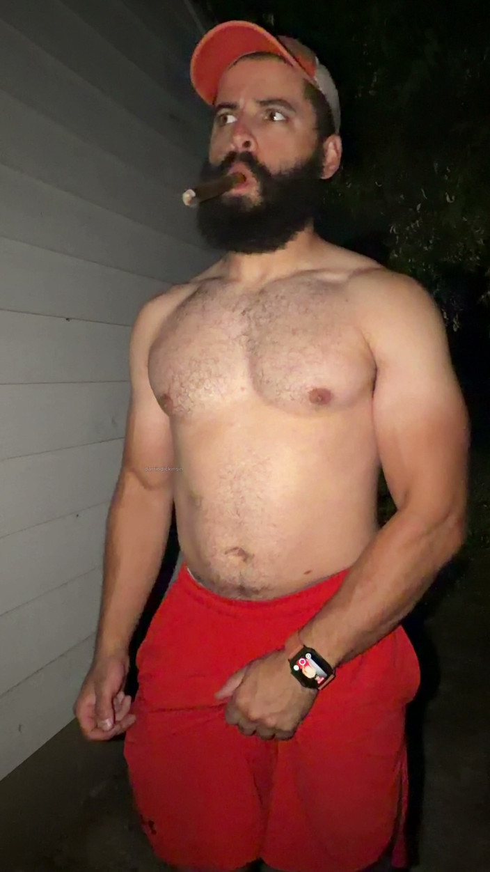 mascbeef95: Muscle Cub puro y semen al aire libre