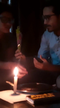 Pareja india del tinder en citas de sexo - juego de roles indio sexy