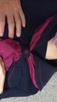 Dospělá přítelkyně je vzata hluboko, ztrácí kontrolu rychle, surové tepelné vrcholy, hluboký creampie konec!