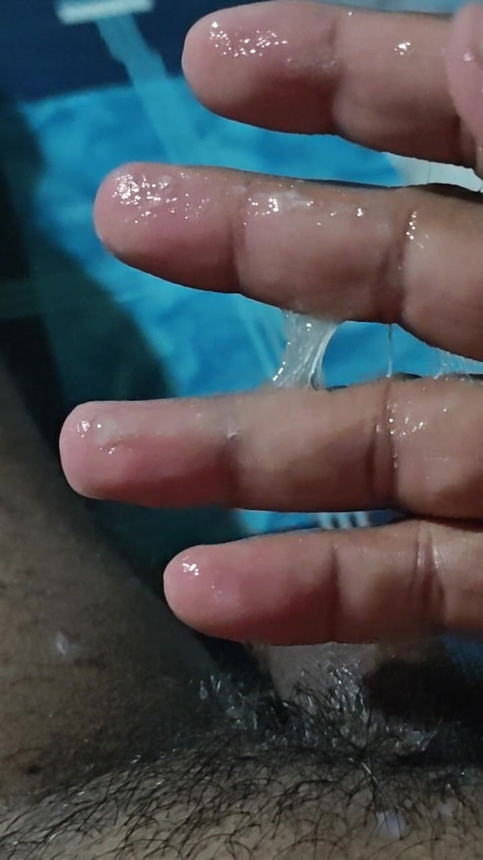 Hot Chilli 2025: 射精男孩打手枪和出网快