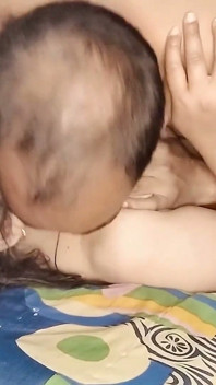 ลูกสาวเลี้ยงอยากได้ควยใหญ่ของฉันพร้อมจูบ (เสียงฮินดี)