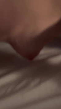 夫が妻が他の妻とセックスする動画を