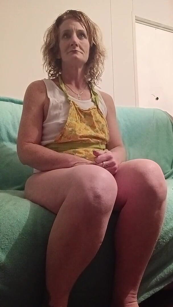 Mommy's Boy (Longtoes45)