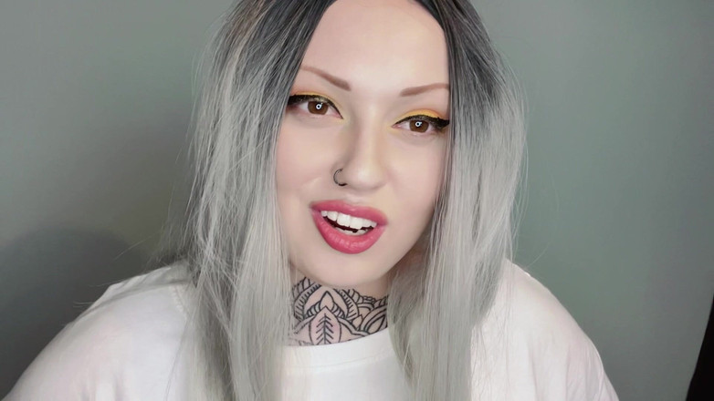 Miss Valentina: Novia descubre tu fetiche con cuña