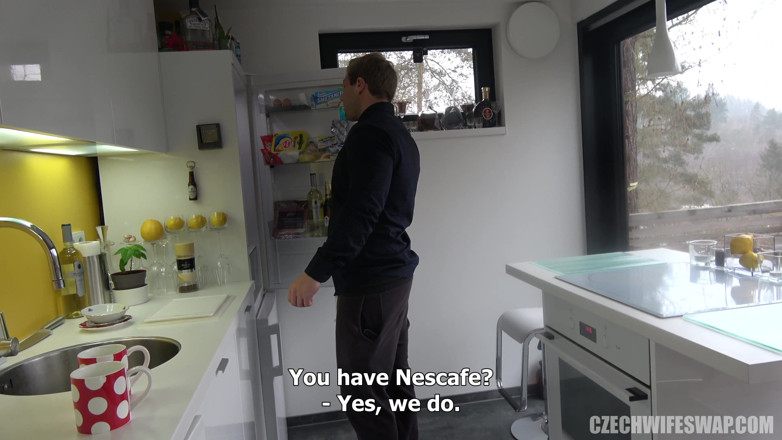 Czech Wife Swap: Çek evli kadın değiş tokuşu 6 - bölüm 1 döl hoş geldin partisi...