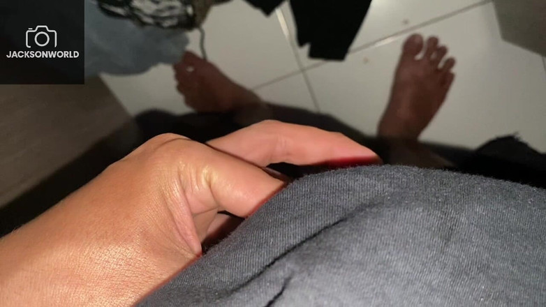 Jackson World: Masturbando no meu quarto, hora de prazer pessoal