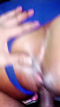 Vaqueira madura reversa com bunda grande