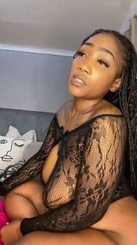 Ebenholz-bBW stripteasing &twerking
