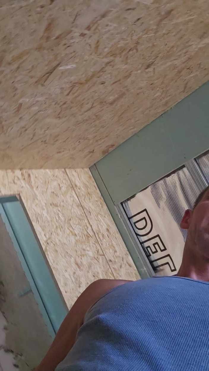 Chris_snoopy_91: En het dag på byggarbetsplatsen del 9/9 fingrar, dildo avsugning, dildo...