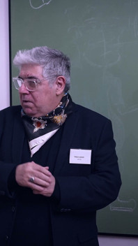 A Don Vergolini, La Salle De Classe Se Transforme En Terrain De Jeu Très Chauffé. Sexe Amateur Argentin.
