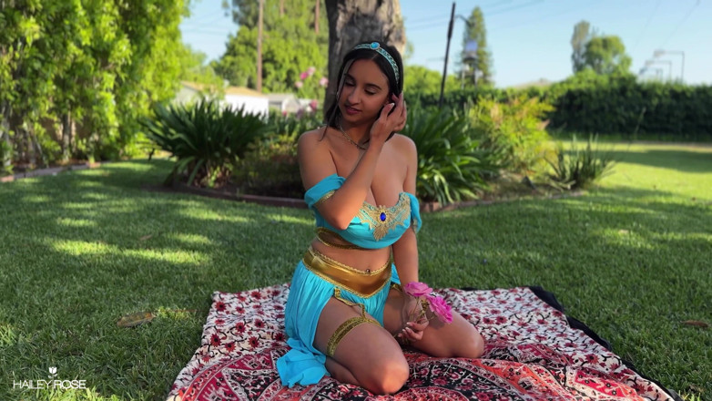 Hailey Rose: Prinses Jasmine verliest haar maagdelijkheid - Hailey Rose pov cosplay maagdelijke...