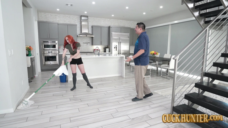 Cuck Hunter: 红发人妻nova sky用大鸡巴给懒惰的老公戴绿帽