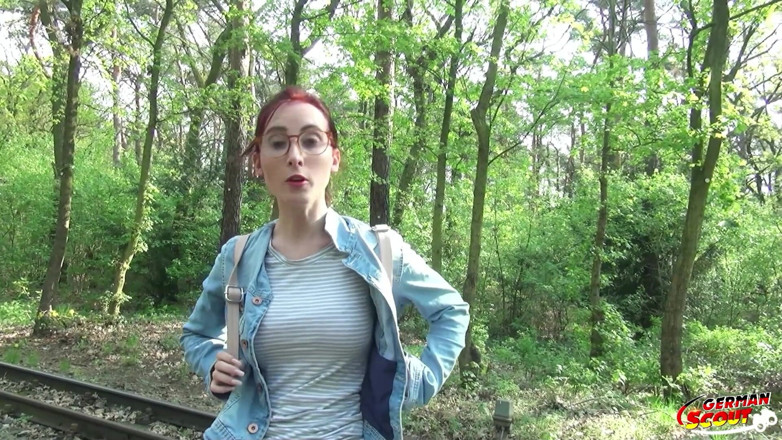 German Scout: Niemiecka skaut - nastolatka Lia Louise jebanie