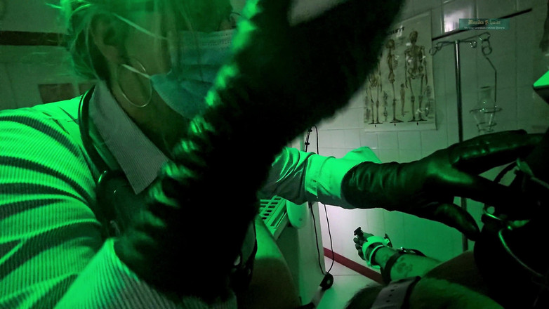 Strict Senz: 医疗惩戒研究所第一次检查