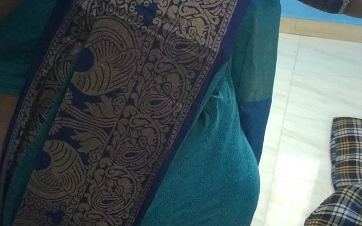Tamil lesbian: 핫한 사리 입고