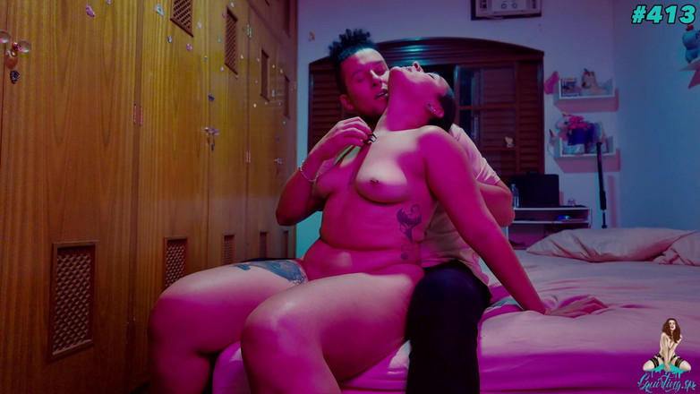 Squirting Sp: Saya pergi ke rumahnya untuk membuatnya banyak merangkap semasa urutan