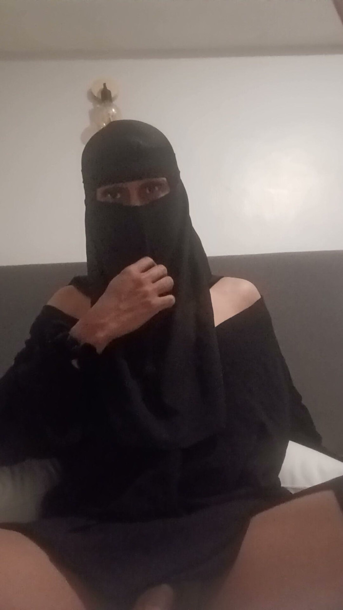 Malaysian Hijab Trans: Hijabsta