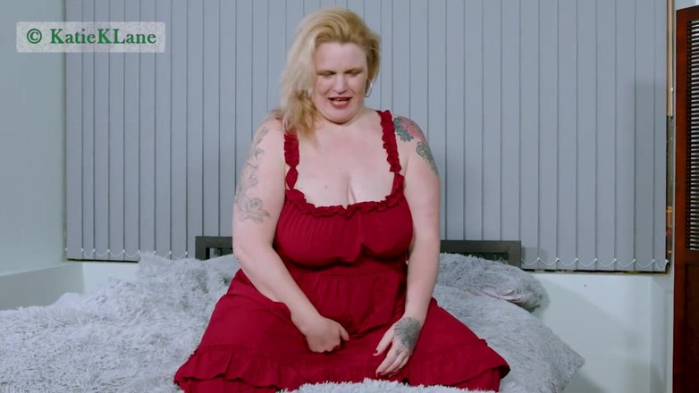 KatieKLane: Geile miss Katie heeft een viool met haar poesje