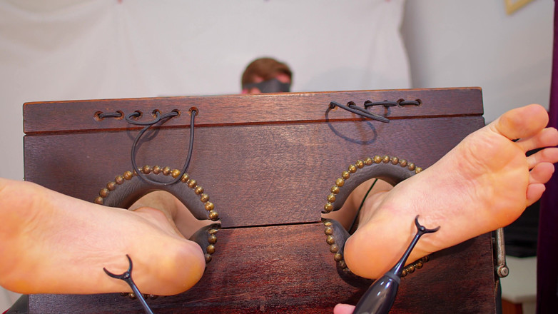 PSM Tickling: Tickling POV