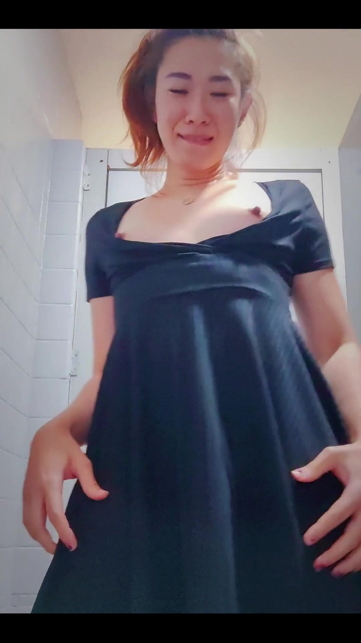 Aerie Rei: Piccole tette
