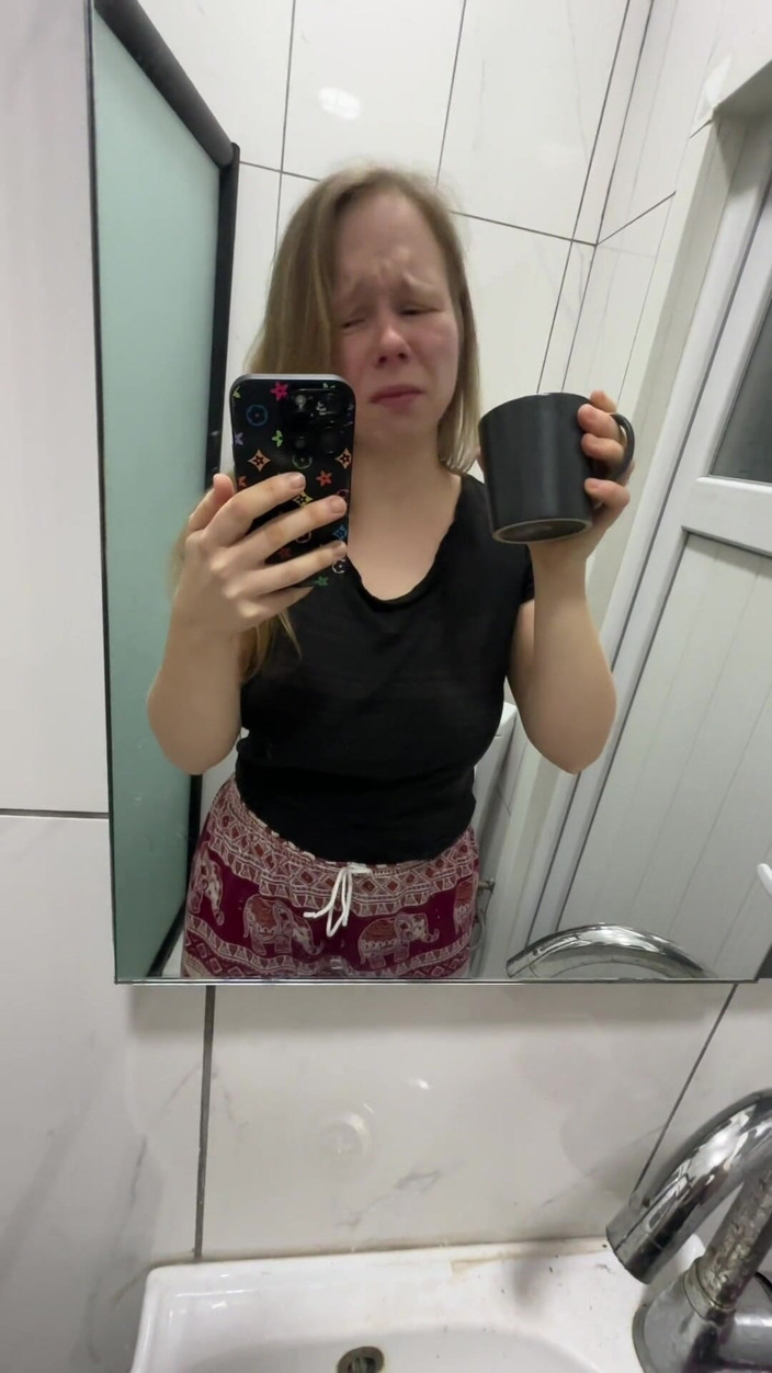 SweetLucy96: Acilen işemek zorunda kaldım