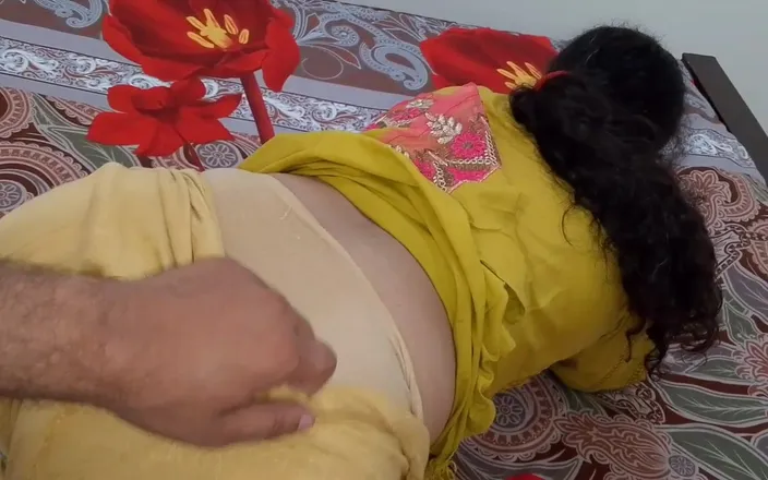 QueenbeautyQB: Desi Married Bhabhi Taught to Fuck in Doggy Style