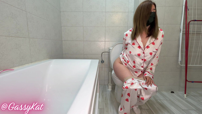 GassyKat: La toilette quotidiana episodio 6