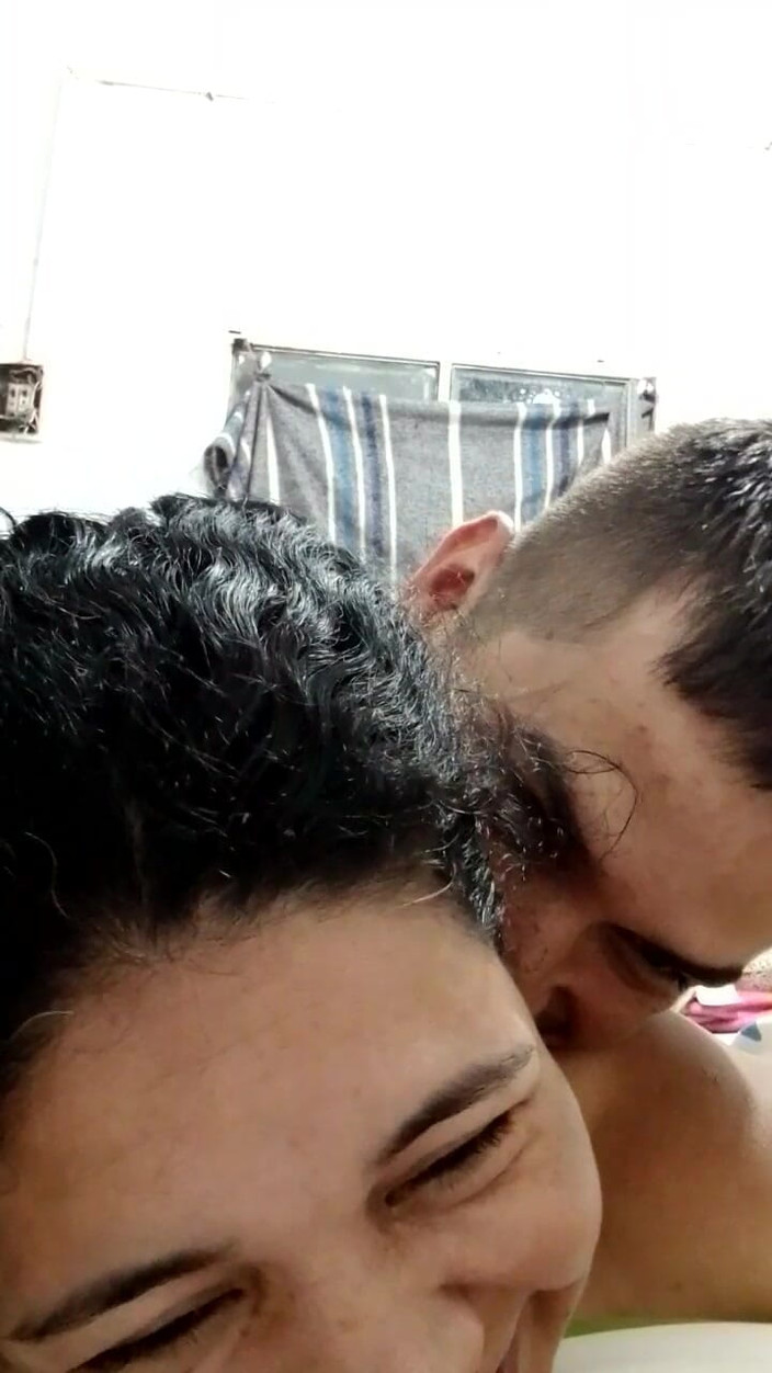 Valkyrie and Luigy Couple: Mata yang jatuh cinta, tangan yang susu: duo yang sempurna