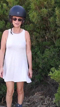 MILF Arrapata Che Piscia Con Tina