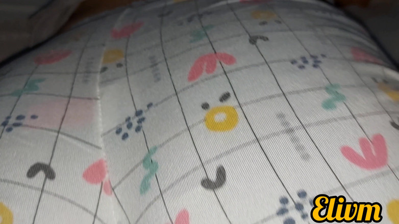 Wil9727: Моя сводная сестра позволяет мне так ей