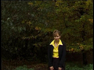 Lucky Cooch: O tipă agățată este futută în trei într-o acțiune în trei în dubă