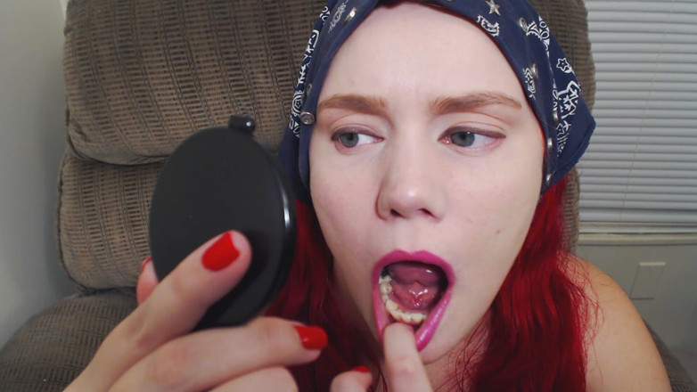 Scarlet Vixen: Fetish gigi mulut lidah pakai cermin